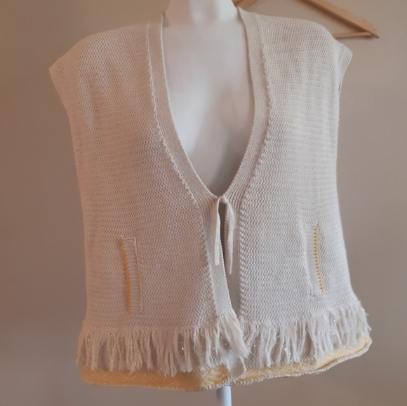 Mossimo Dutti | boho knit fringe vest gold thread